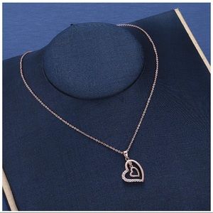 Rose gold heart necklace